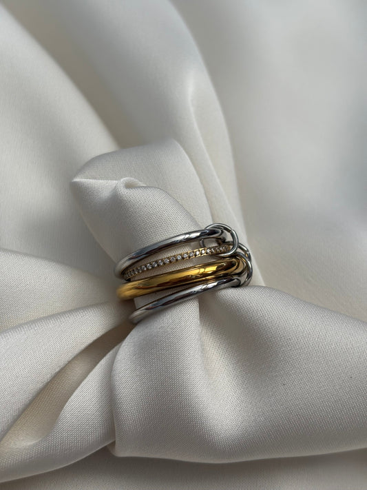 Dreamy Ring